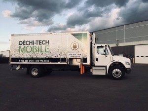 camion-dechiquetage-sur-place-dechi-techmobile